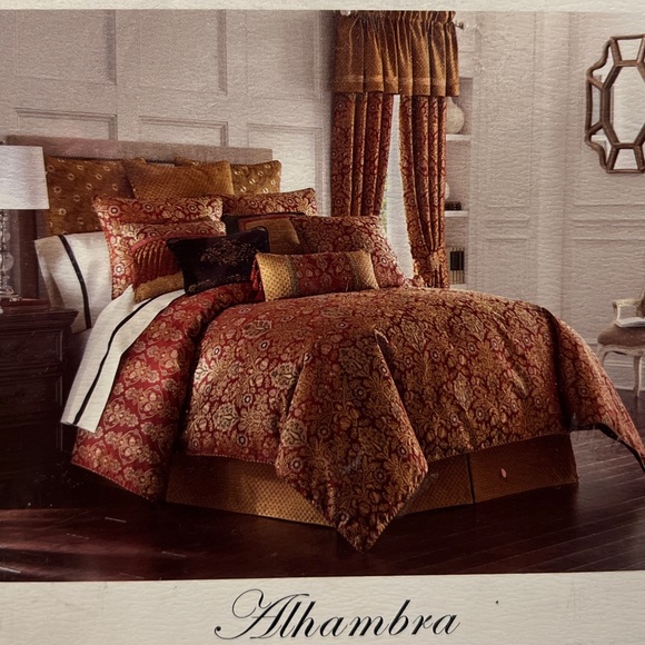 Waterford Linens Alhambra Euro Pillow Sham - Picture 5 of 11